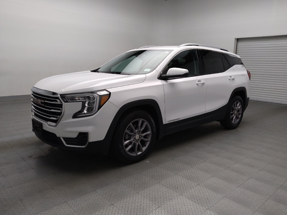 2023 GMC Terrain SLT's photo