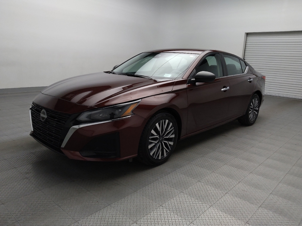 2024 Nissan Altima SV's photo