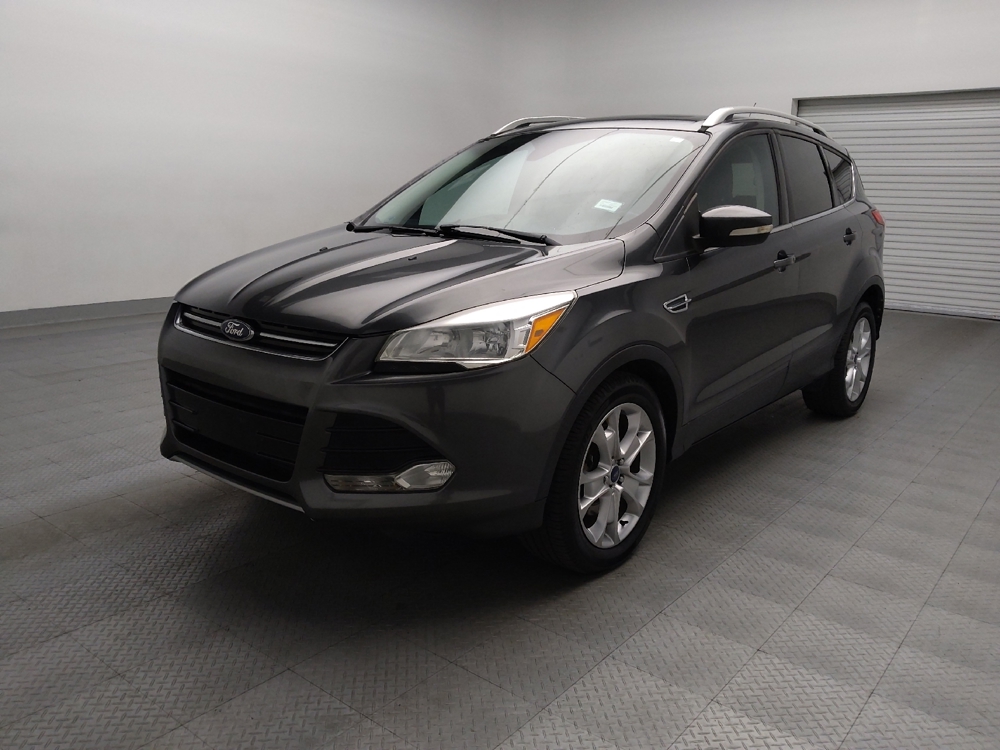 2016 Ford Escape Titanium's photo