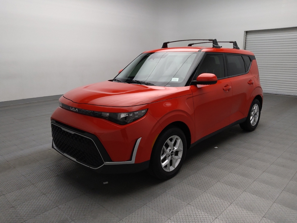 2024 Kia Soul LX's photo