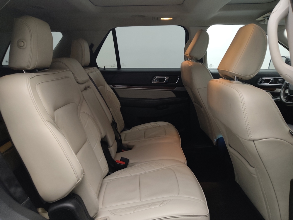 2018 Ford Explorer Platinum - Photo 15