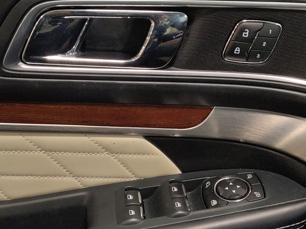 2018 Ford Explorer Platinum - Photo 21