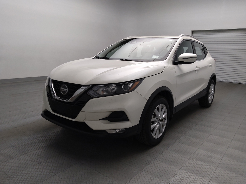 2021 Nissan Rogue Sport SV's photo