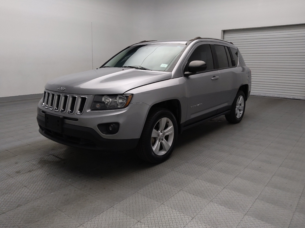 2017 Jeep Compass Sport's photo