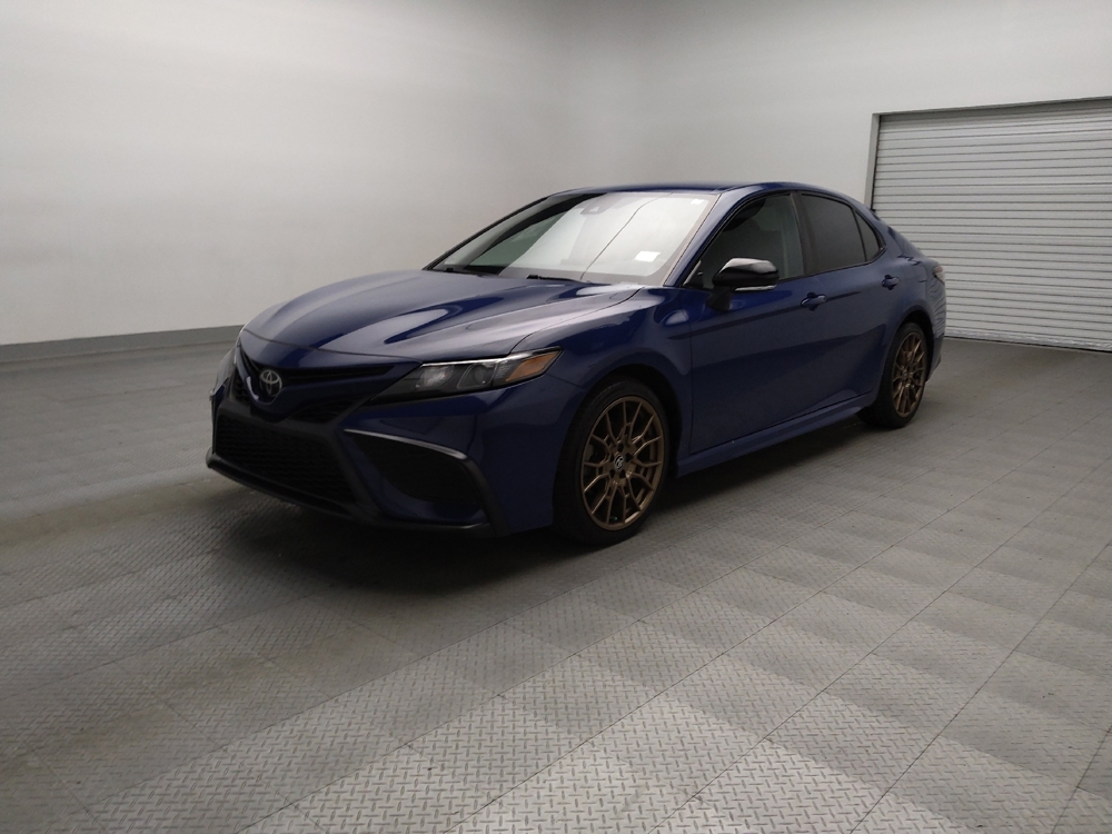 2023 Toyota Camry SE Nightshade's photo