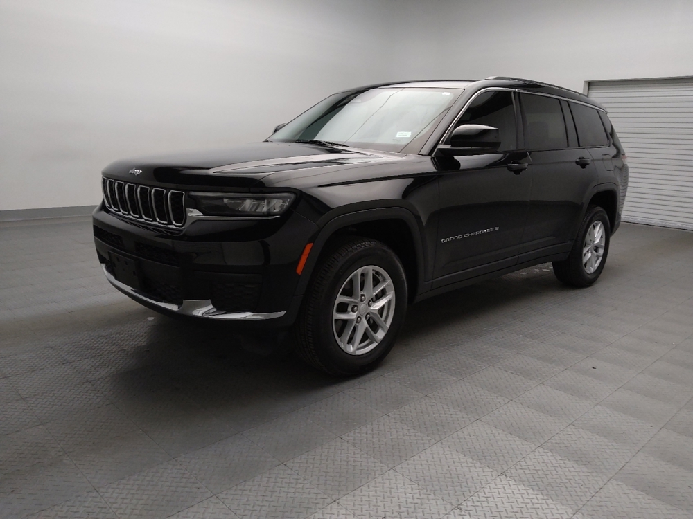 2023 Jeep Grand Cherokee L Laredo's photo