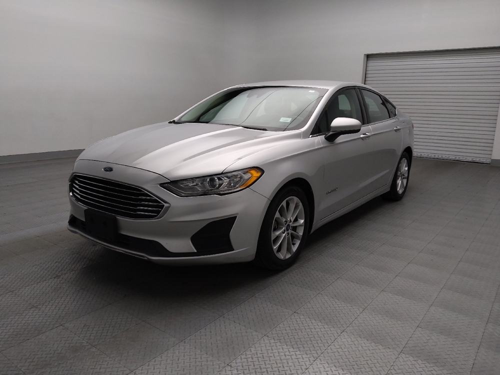 2019 Ford Fusion Hybrid SE's photo
