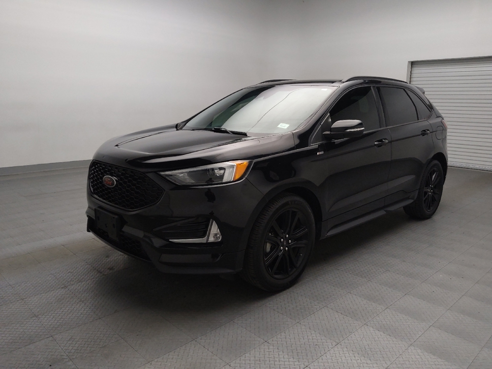 2020 Ford Edge ST Line's photo