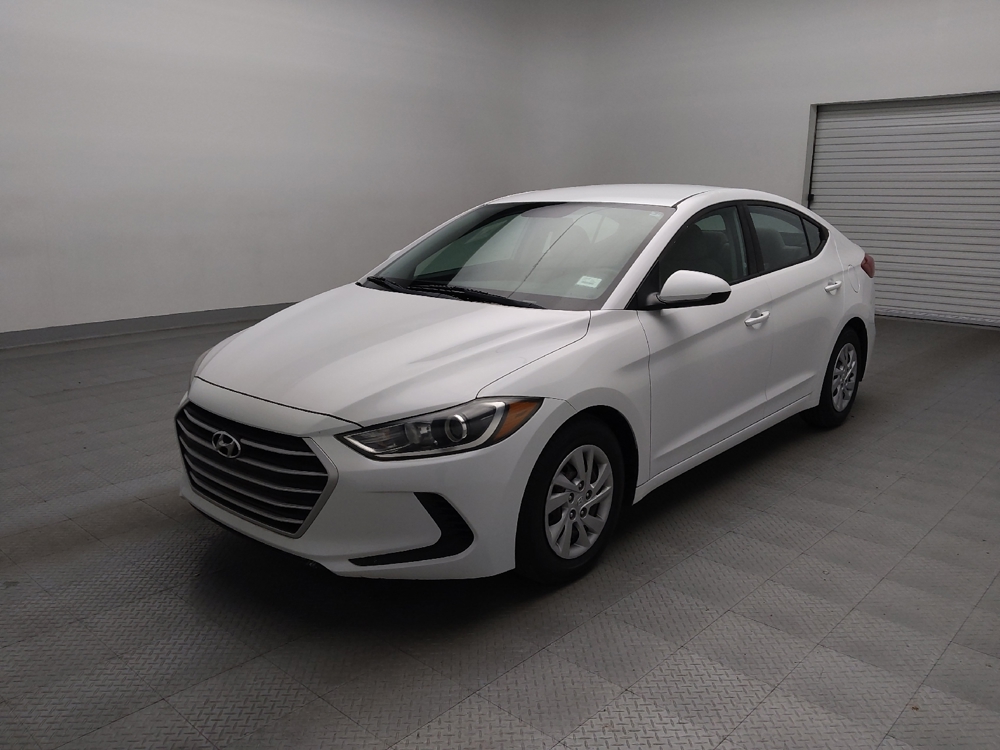 2017 Hyundai Elantra SE's photo