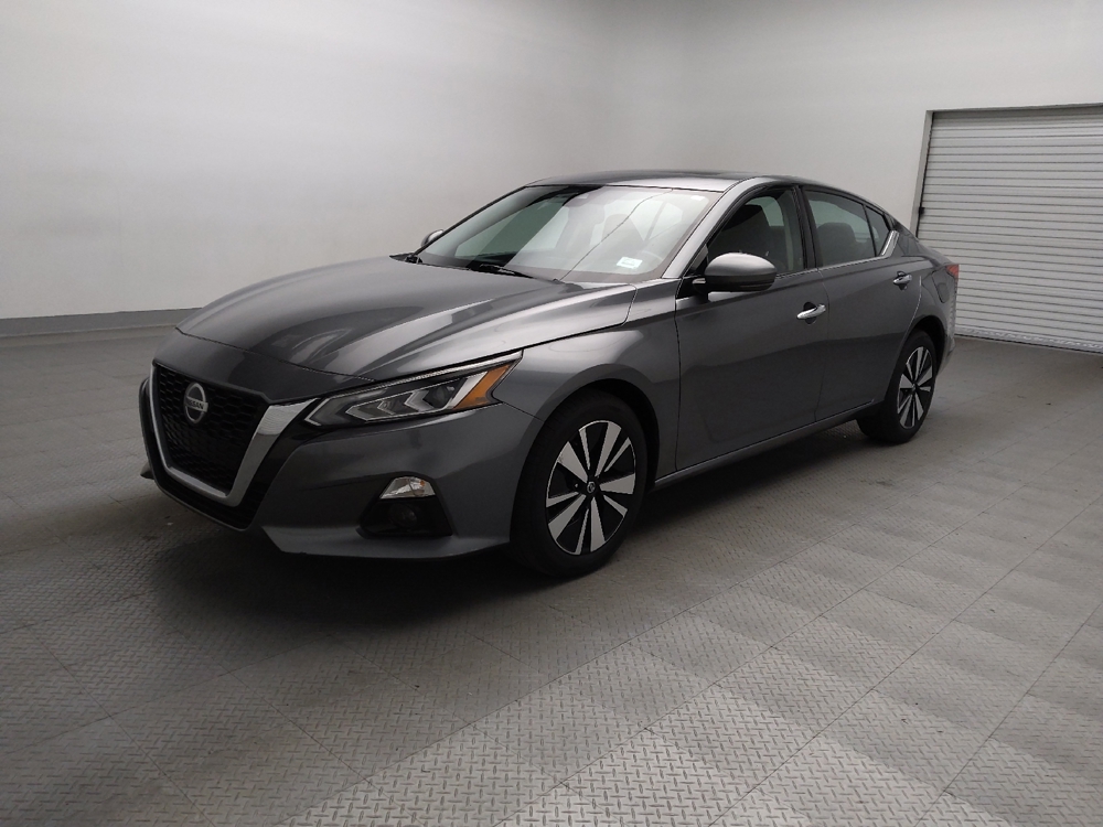 2020 Nissan Altima SV's photo