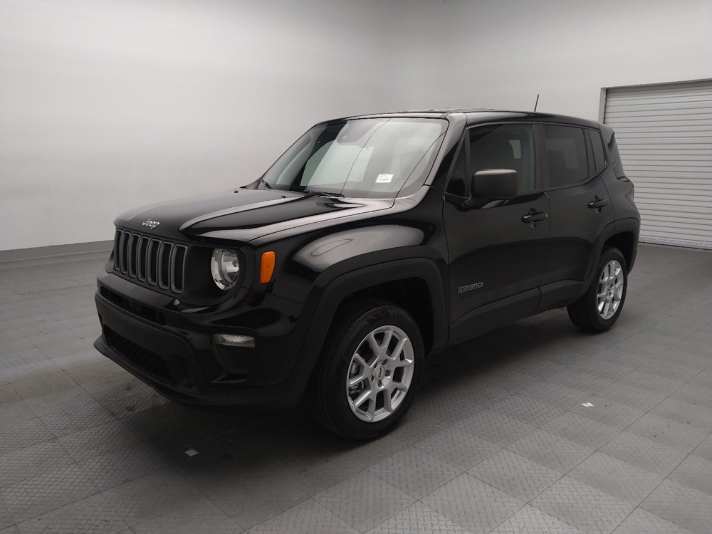 2023 Jeep Renegade Latitude's photo