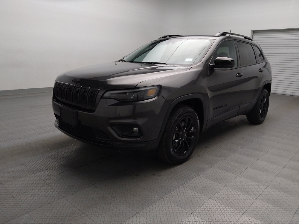 2023 Jeep Cherokee Altitude Lux's photo
