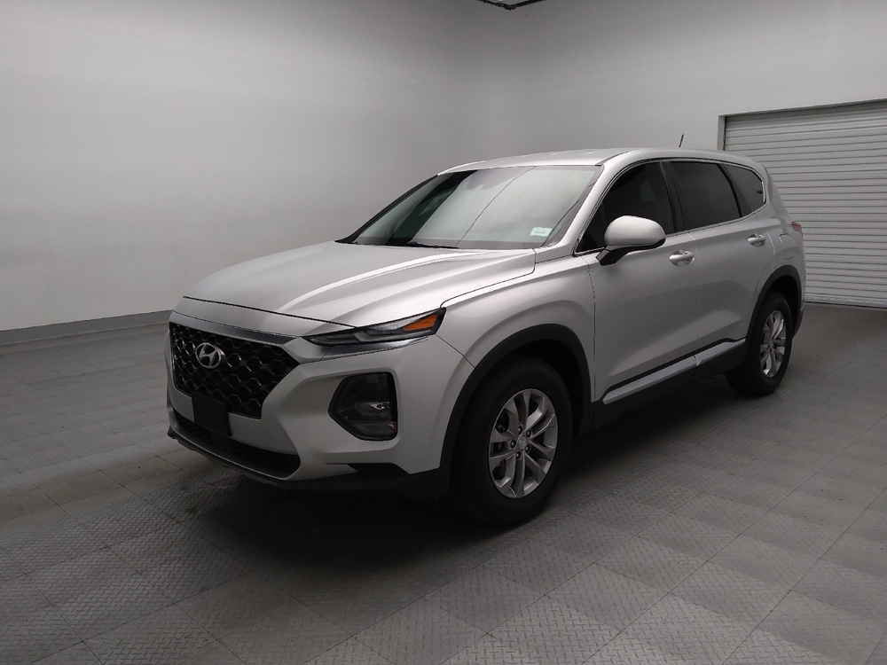 2019 Hyundai Santa Fe SE's photo