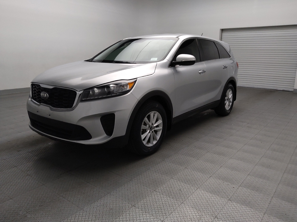 2019 Kia Sorento LX's photo
