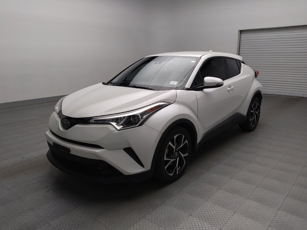 2018 Toyota C-HR XLE's photo