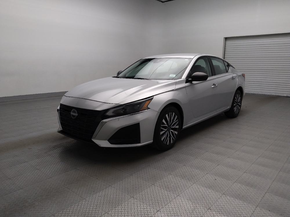 2024 Nissan Altima SV