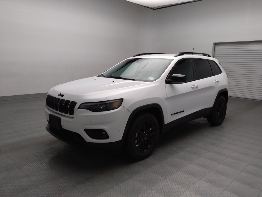 2023 Jeep Cherokee Altitude Lux's photo