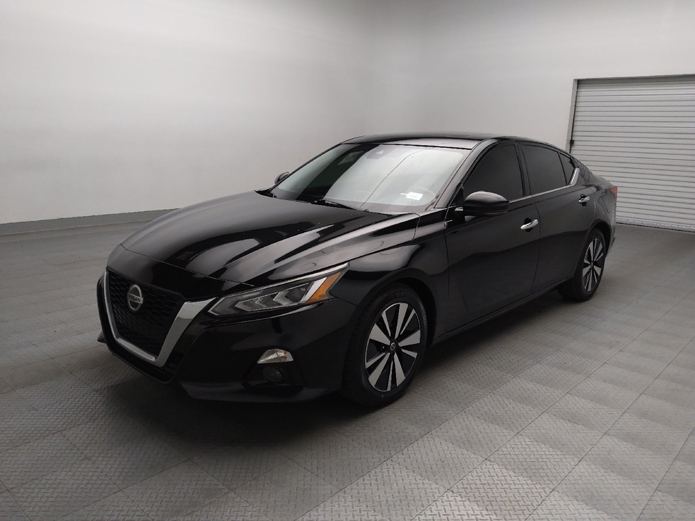 2020 Nissan Altima SL's photo