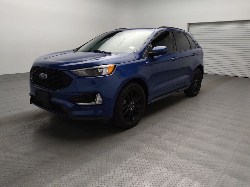 2021 Ford Edge ST Line's photo