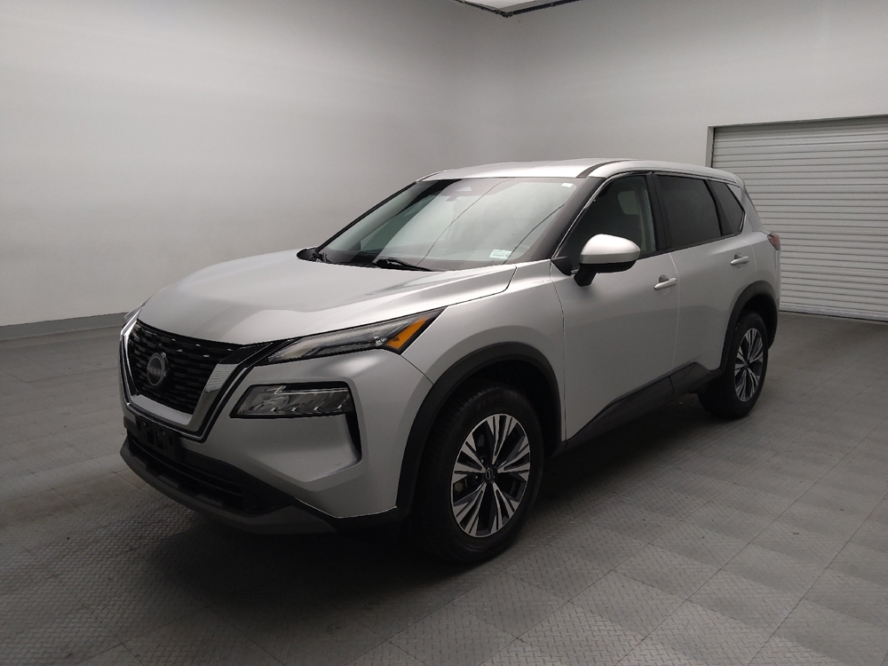 2023 Nissan Rogue SV's photo