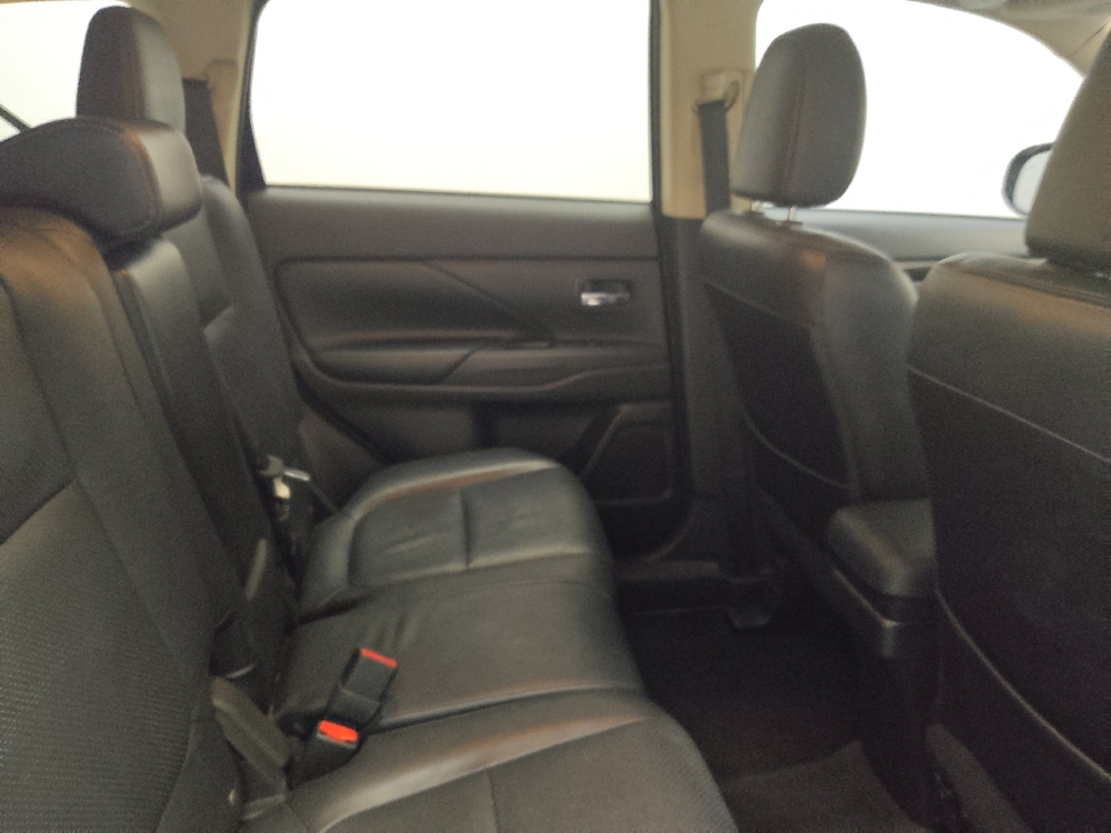 2018 Mitsubishi Outlander SEL - Photo 15
