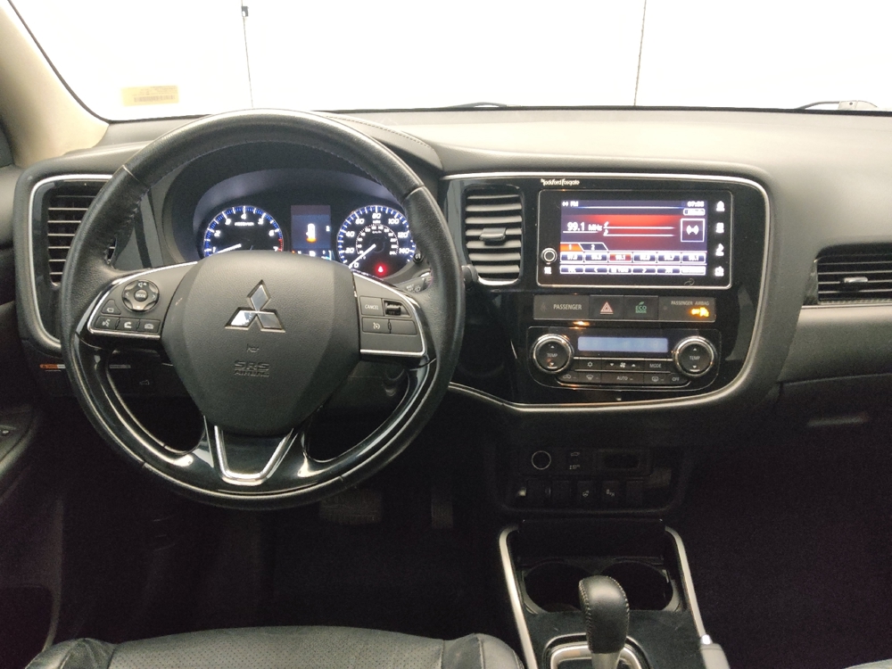 2018 Mitsubishi Outlander SEL - Photo 17