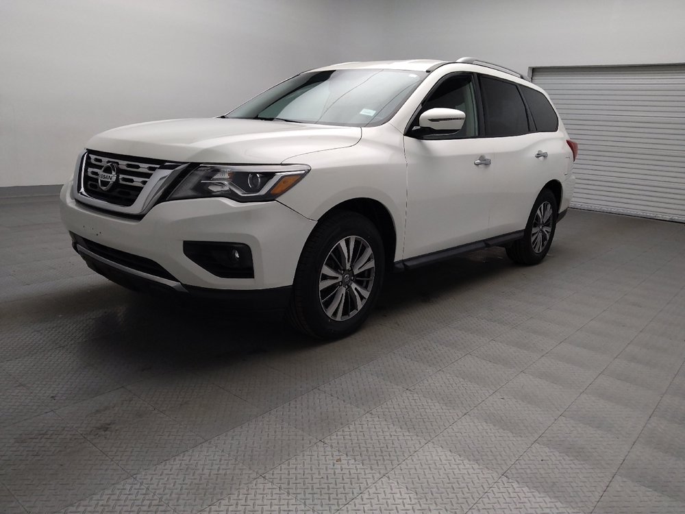 2019 Nissan Pathfinder SV