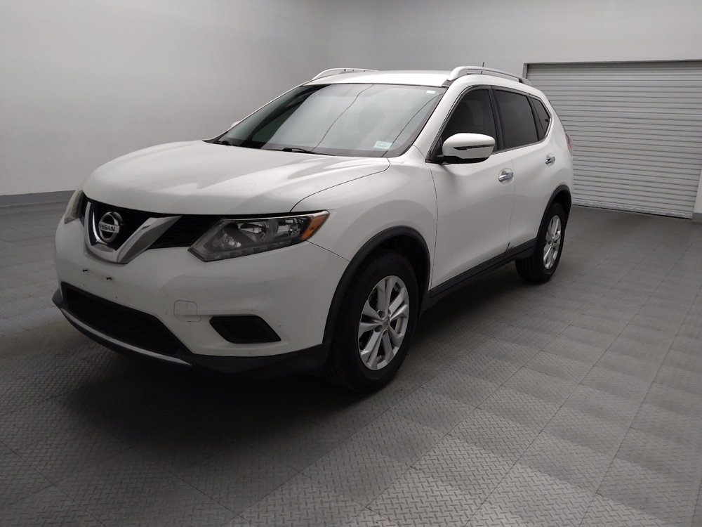 2016 Nissan Rogue SV's photo