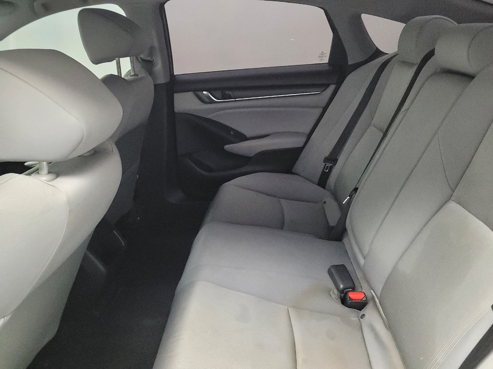 2018 Honda Accord LX - Photo 14