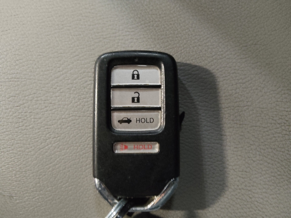 2018 Honda Accord LX - Photo 25
