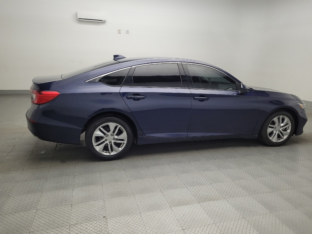 2018 Honda Accord LX - Photo 8
