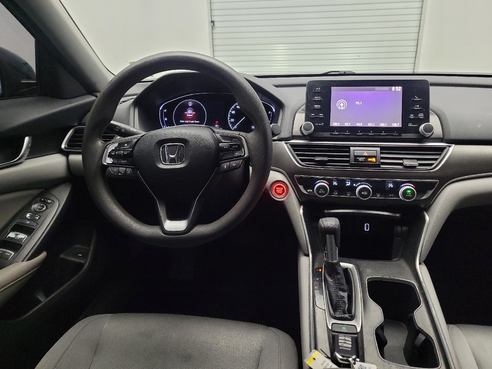 2018 Honda Accord LX - Photo 17