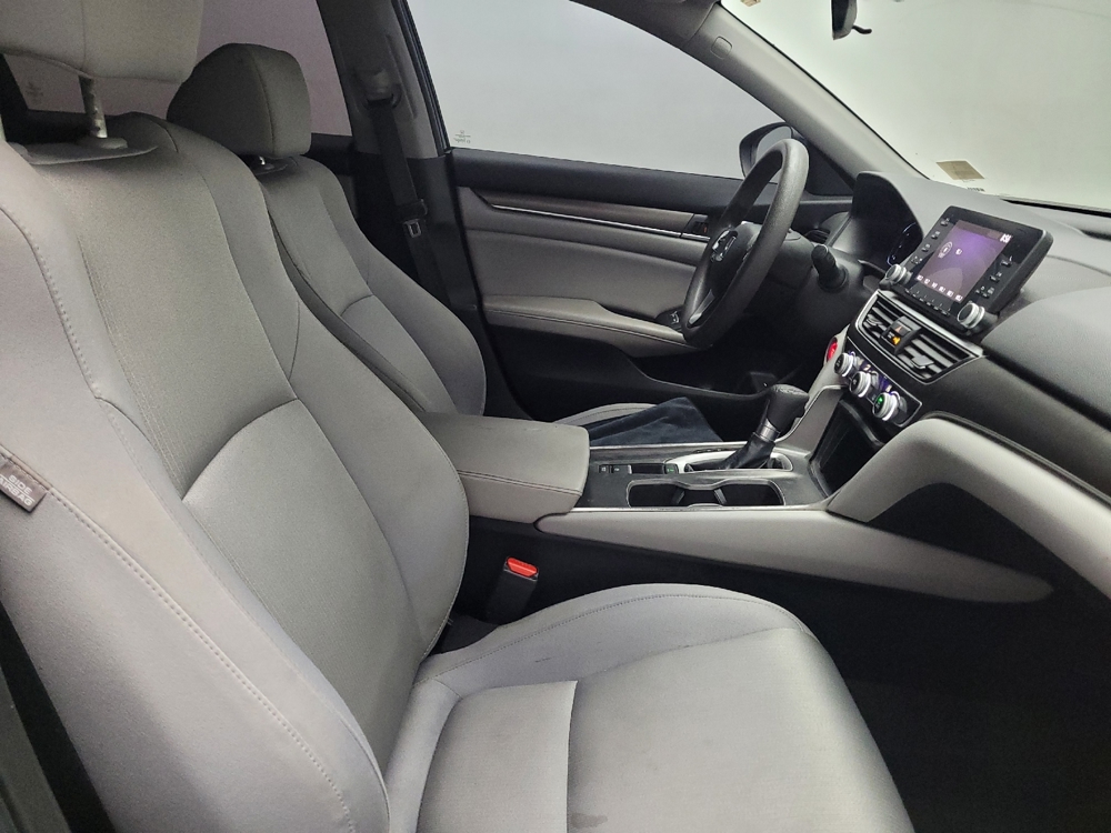 2018 Honda Accord LX - Photo 16