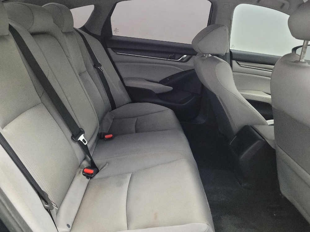 2018 Honda Accord LX - Photo 15