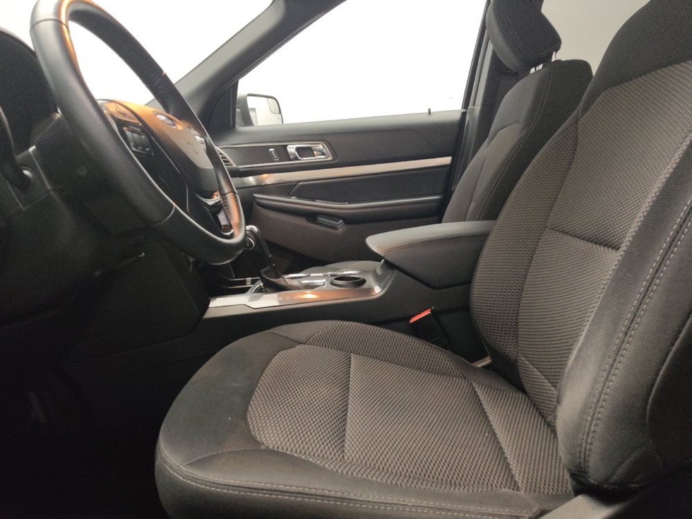2018 Ford Explorer XLT - Photo 13
