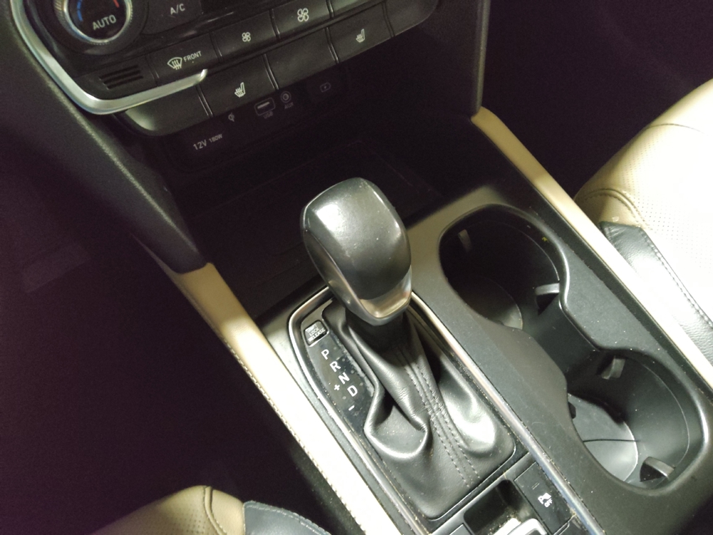 2020 Hyundai Santa Fe SEL - Photo 20