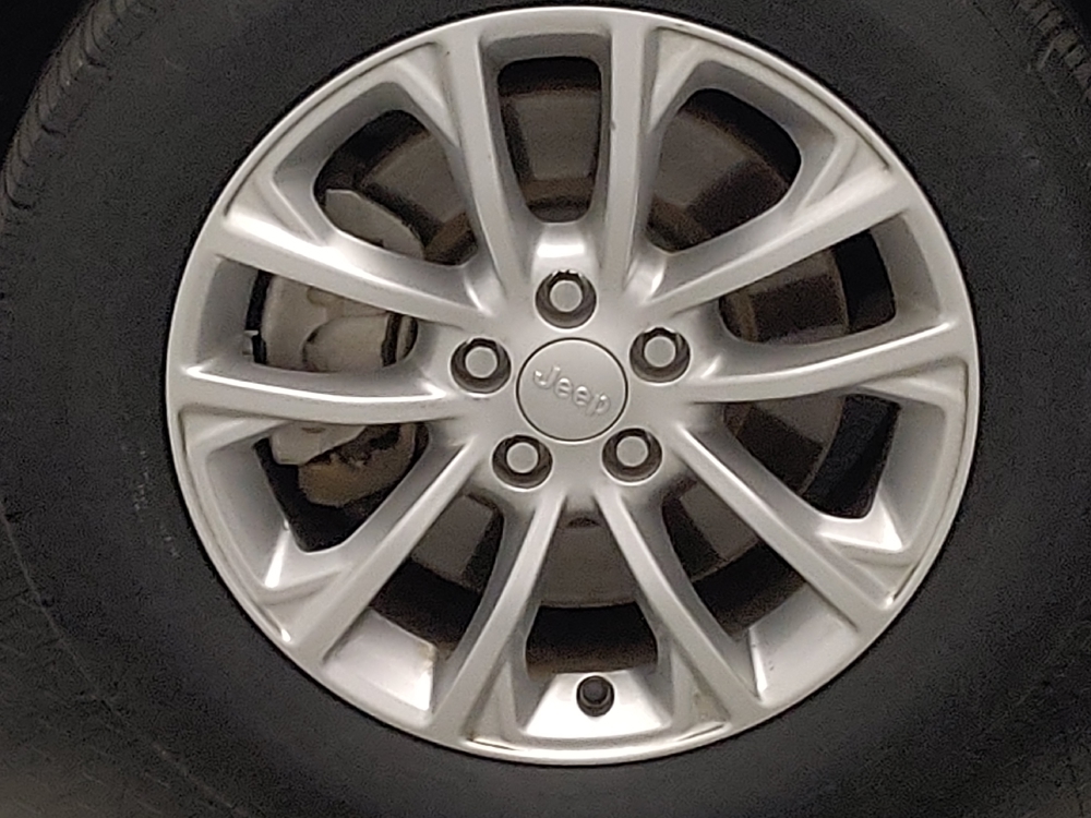 2019 Jeep Cherokee Latitude - Photo 24