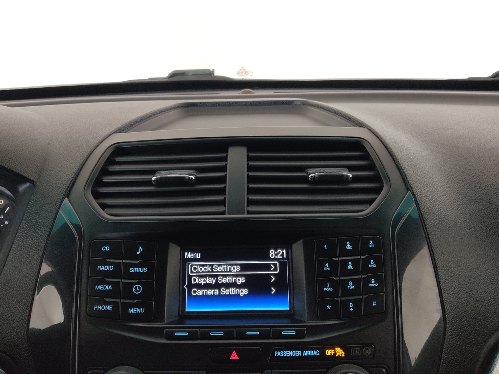 2017 Ford Explorer XLT - Photo 19