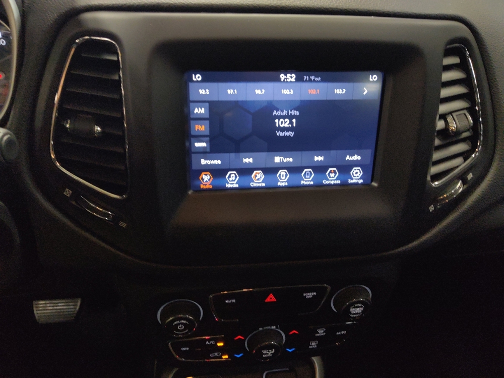 2018 Jeep Compass Latitude - Photo 19