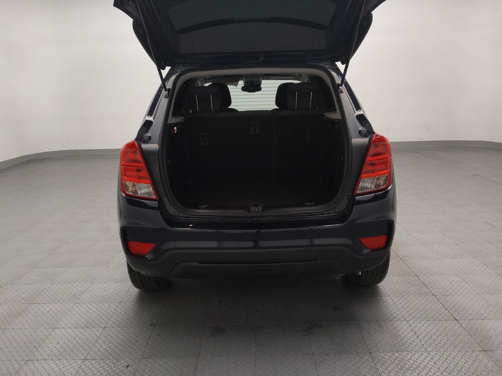 2022 Chevrolet Trax LS - Photo 22