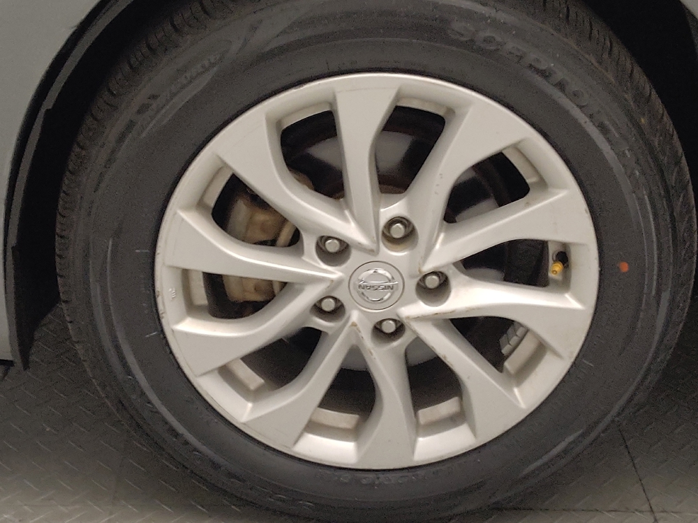 2019 Nissan Sentra SV - Photo 24