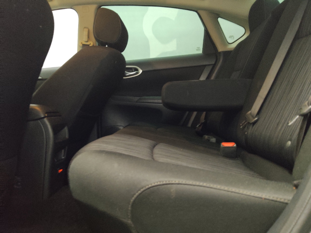 2019 Nissan Sentra SV - Photo 14