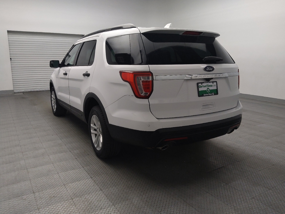 2017 Ford Explorer Base - Photo 4