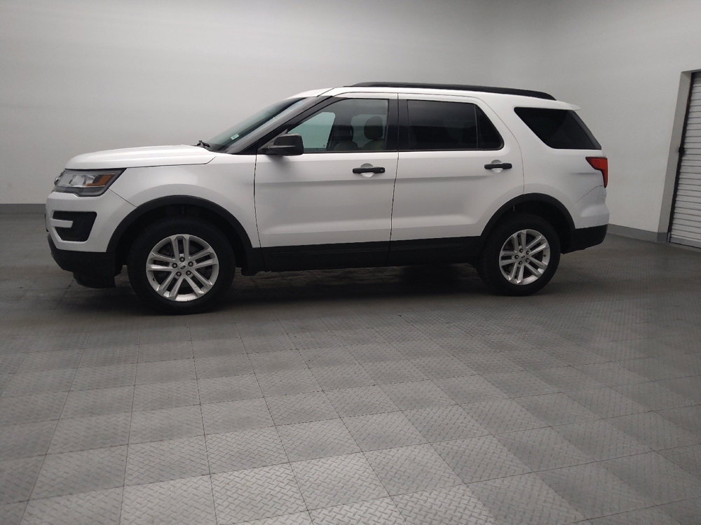 2017 Ford Explorer Base - Photo 2