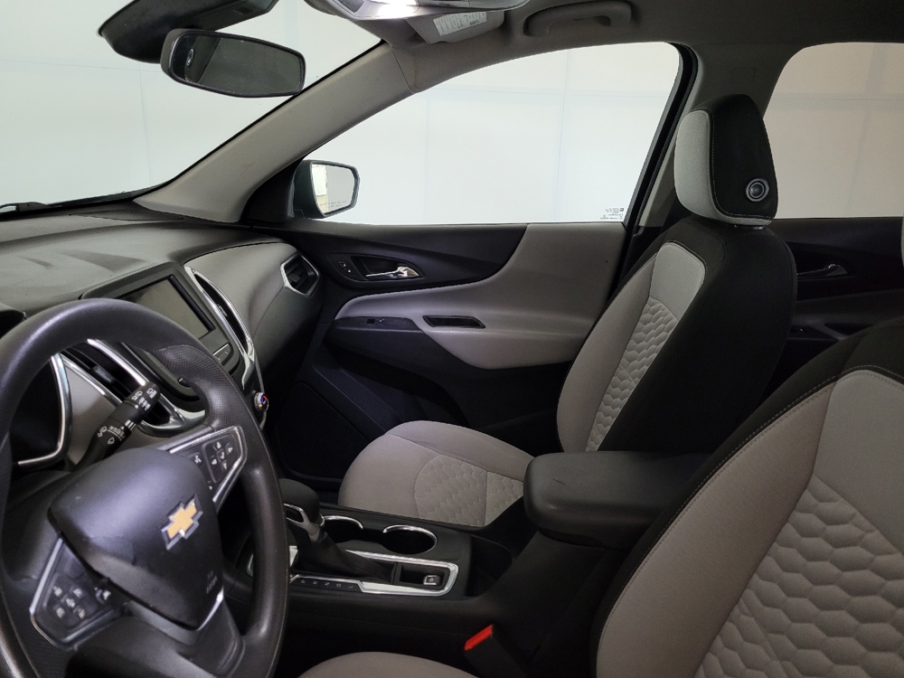 2020 Chevrolet Equinox LS - Photo 13