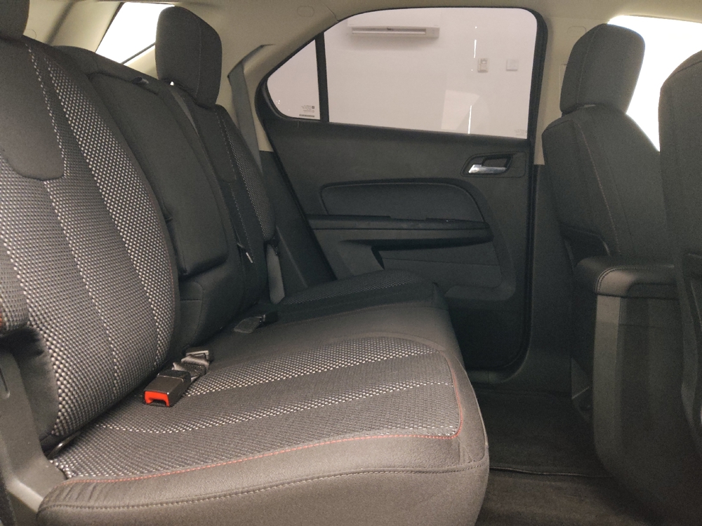 2016 Chevrolet Equinox LS - Photo 15