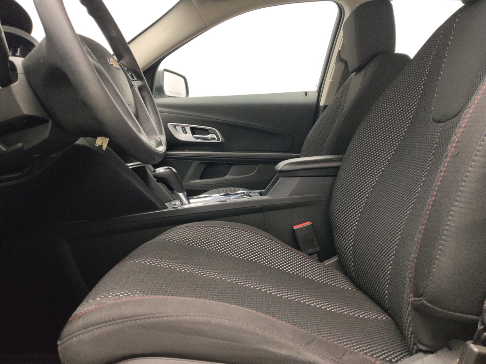 2016 Chevrolet Equinox LS - Photo 13