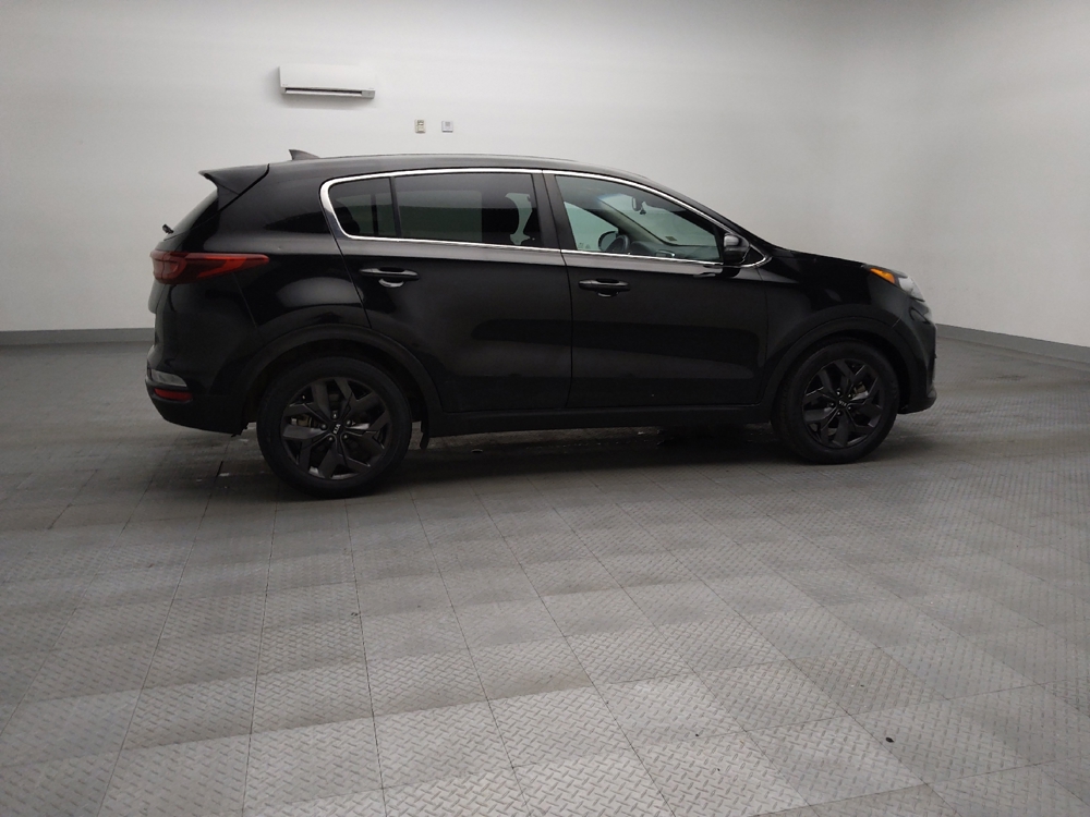 2022 Kia Sportage LX - Photo 8