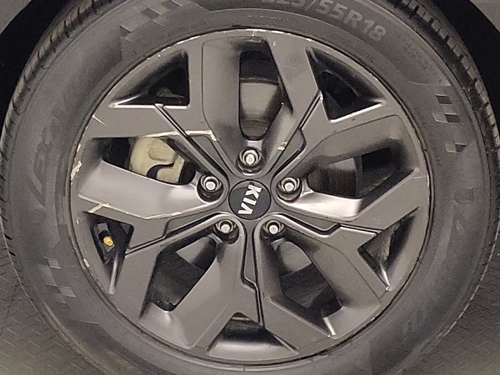 2022 Kia Sportage LX - Photo 24
