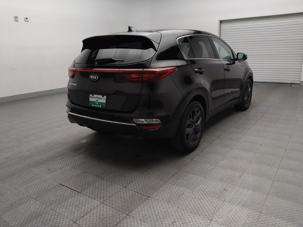 2022 Kia Sportage LX - Photo 7